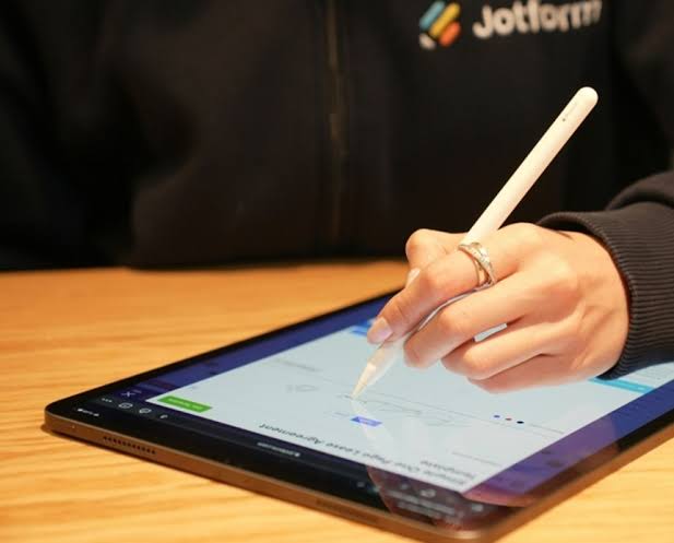 Firmar PDF desde el móvil, la tablet o la computadora: Guía completa
